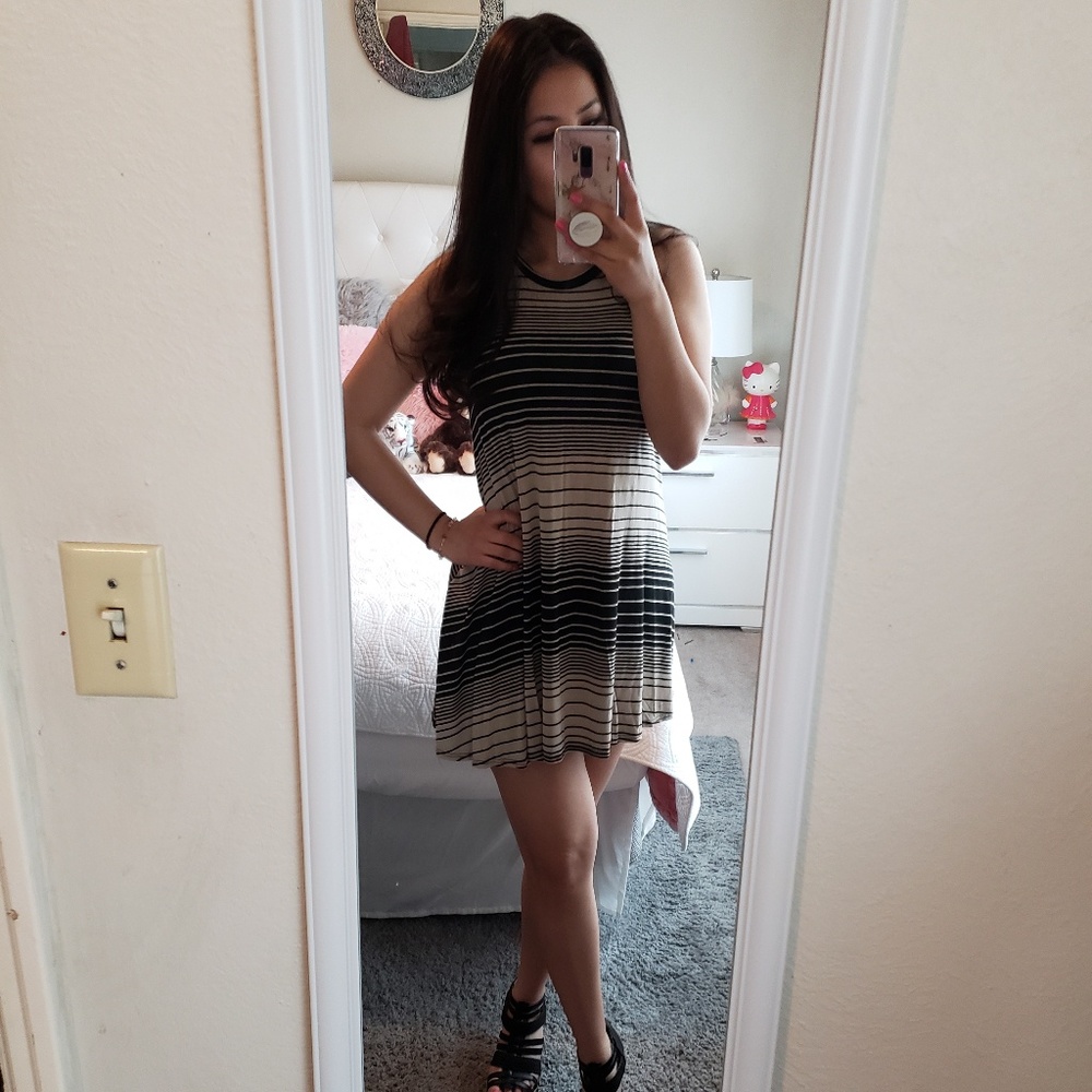 Striped Dress - Picture 2 of 3